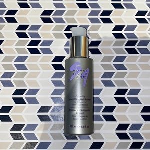 Monat Frizz-Fix Smoothing Hair Primer